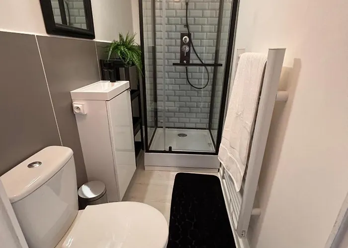 Proche De La Cite Medievale Cremieu Kır Evi Dizimieu